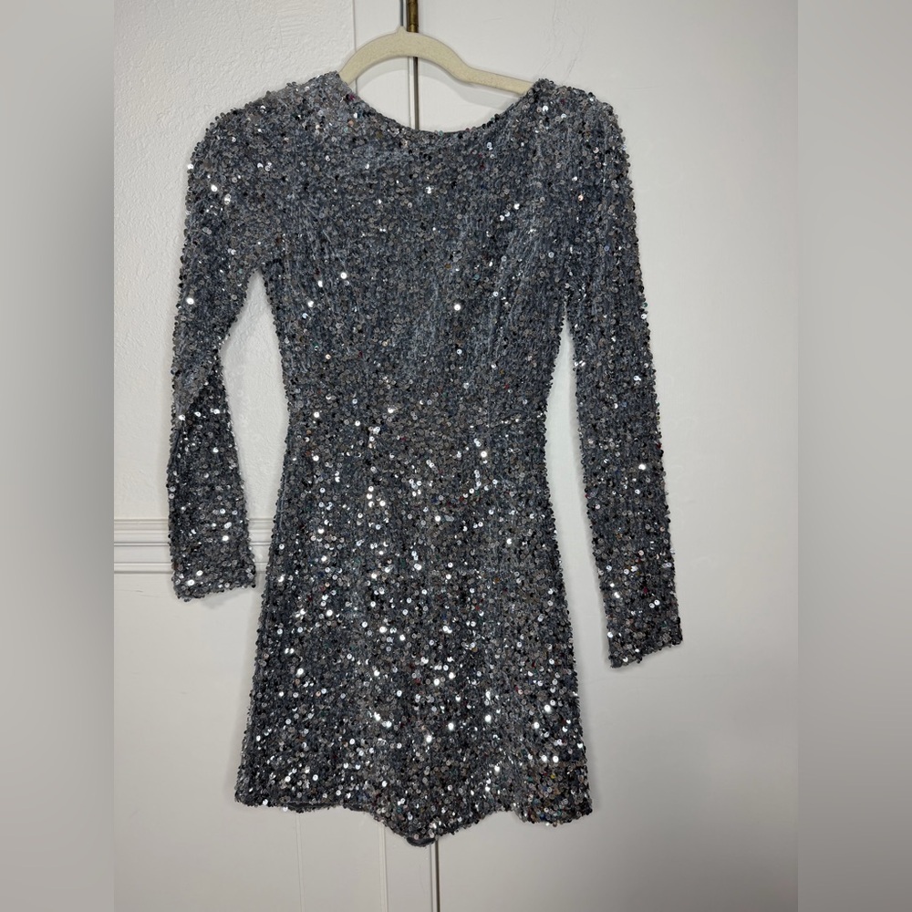 Selfie Leslie Women's Silver and Grey Mini Dress size XS new with tag - Picture 3 of 9